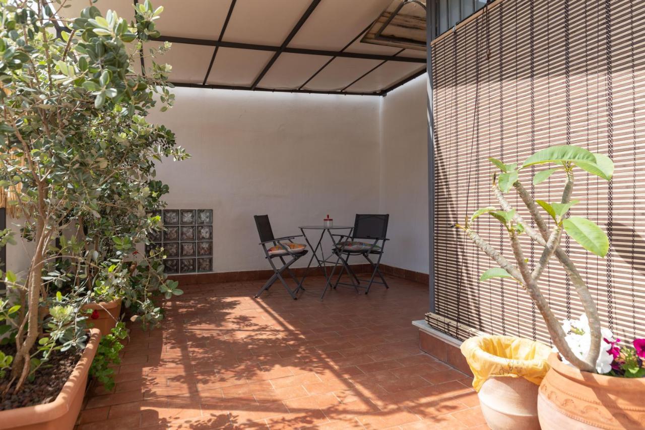 Апартаменты La Casa Del Cacciatore - Alloggio Con Terrazzo Палермо Экстерьер фото